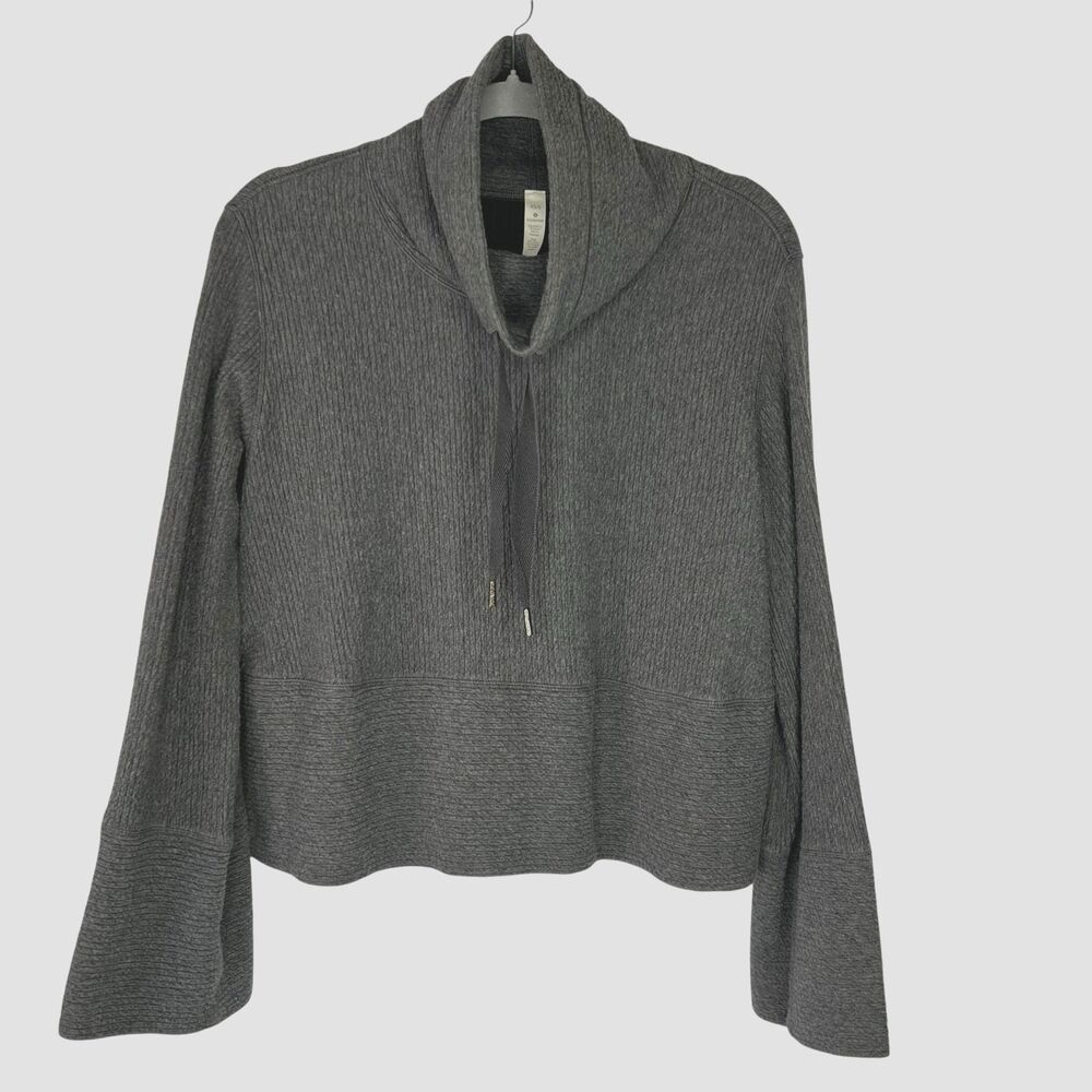 Lululemon Retreat Yourself Pullover Textured Top Women's XS / S Gray Active